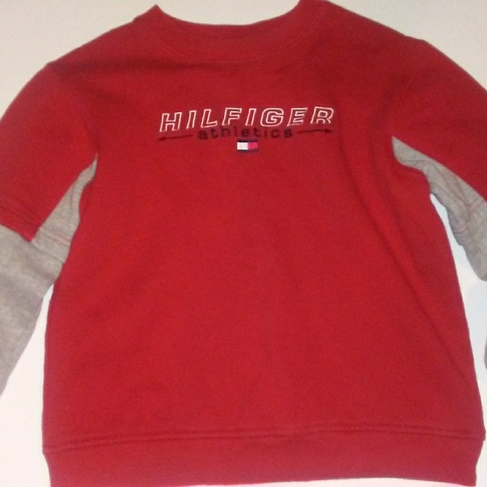 6 Tommy Filfiger red sweetshirt